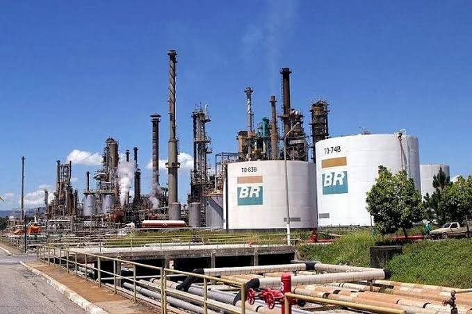 O Que Mudou na Refinaria de Mataripe Após a Venda para a Acelen?